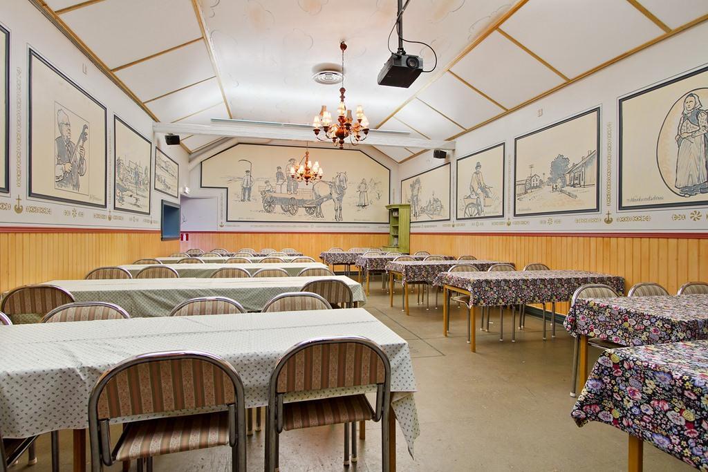 Hotell Mikaelsgarden Vårgårda Εξωτερικό φωτογραφία